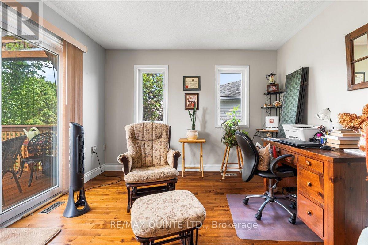 51 Cretney Drive, Prince Edward County, Ontario  K0K 3L0 - Photo 27 - X12230672