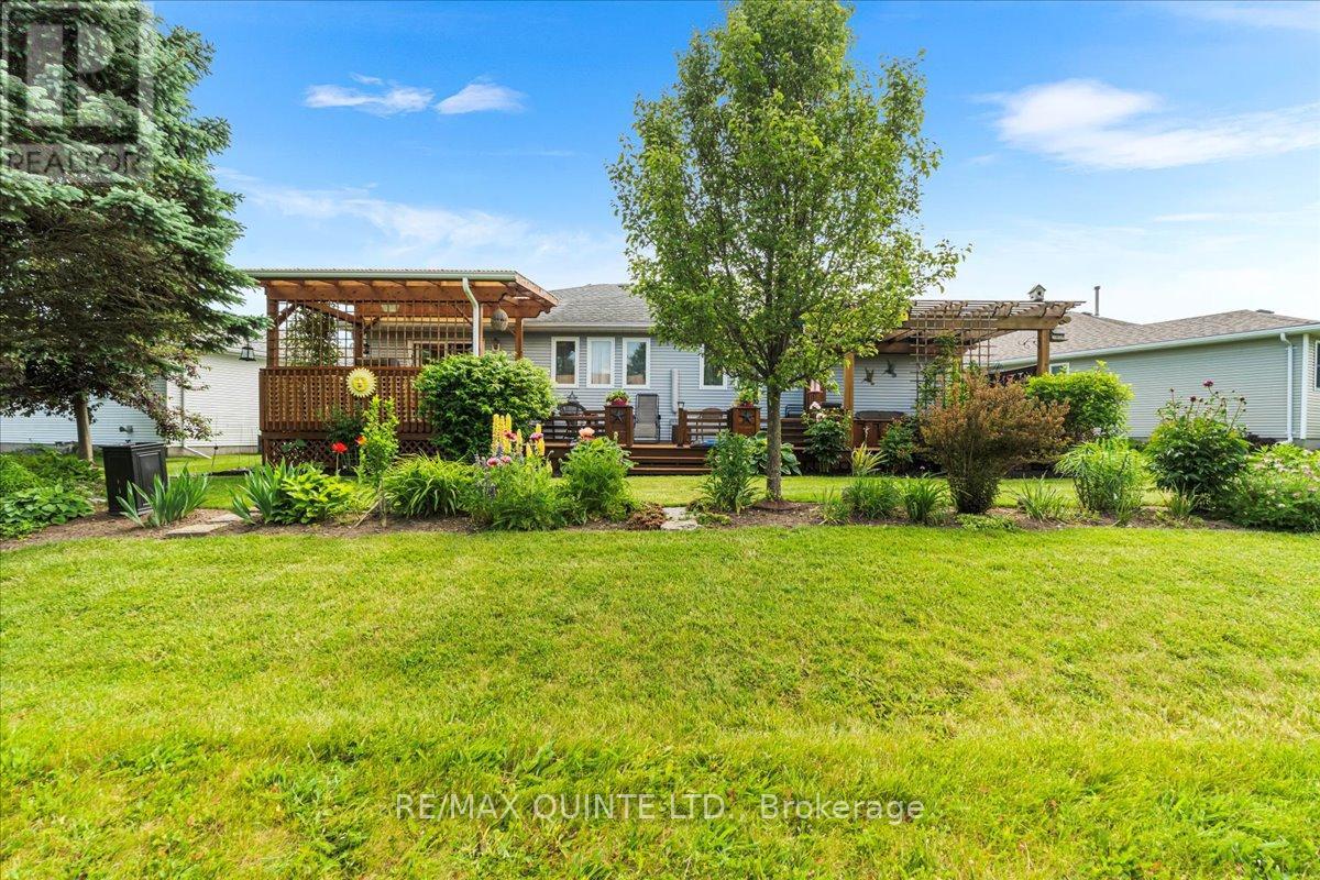 51 Cretney Drive, Prince Edward County, Ontario  K0K 3L0 - Photo 35 - X12230672
