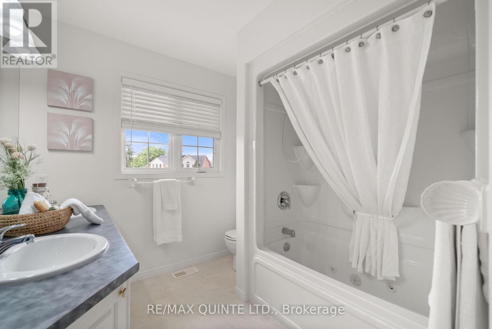 14 Hilton Place, Belleville, Ontario  K8P 5N2 - Photo 26 - X12234880