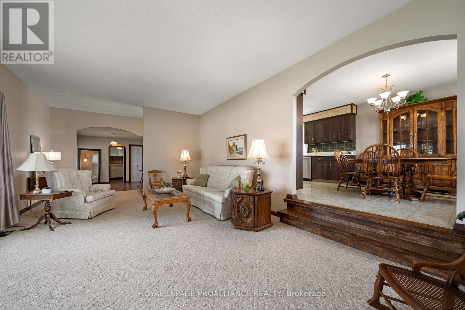 6864 Highway 62, Belleville, Ontario  K8N 0L7 - Photo 8 - X12236812
