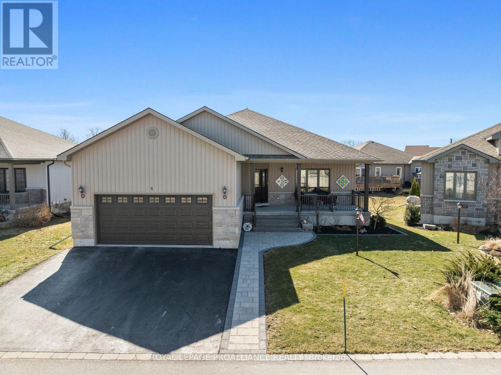 5 CONGER DRIVE, Prince Edward County, Ontario