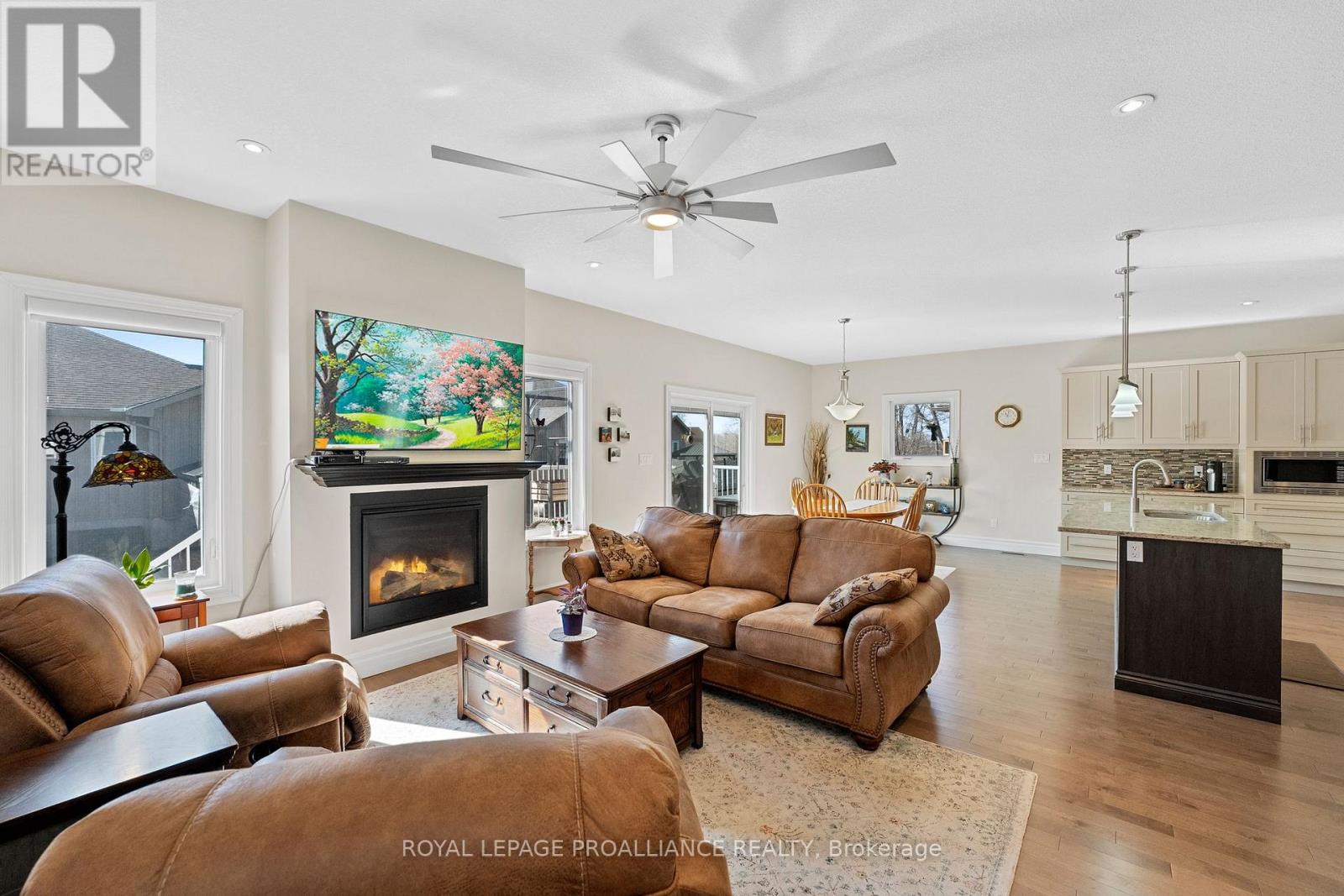 5 Conger Drive, Prince Edward County, Ontario  K0K 3L0 - Photo 16 - X12236836