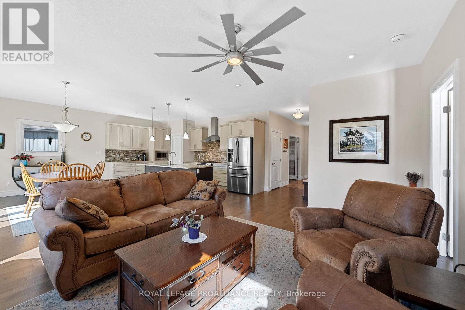 5 Conger Drive, Prince Edward County, Ontario  K0K 3L0 - Photo 17 - X12236836