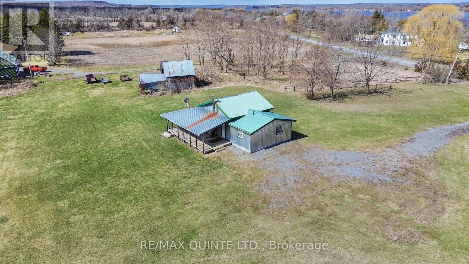 2878 County Road 15, Prince Edward County, Ontario  K0K 2T0 - Photo 8 - X12239883
