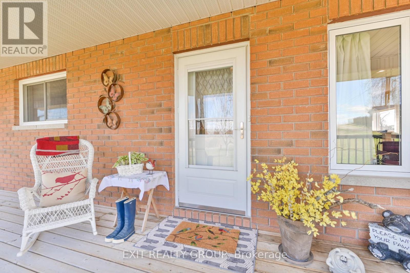 1690 Wallbridge Loyalist Road, Quinte West, Ontario  K8N 4Z5 - Photo 4 - X12239944