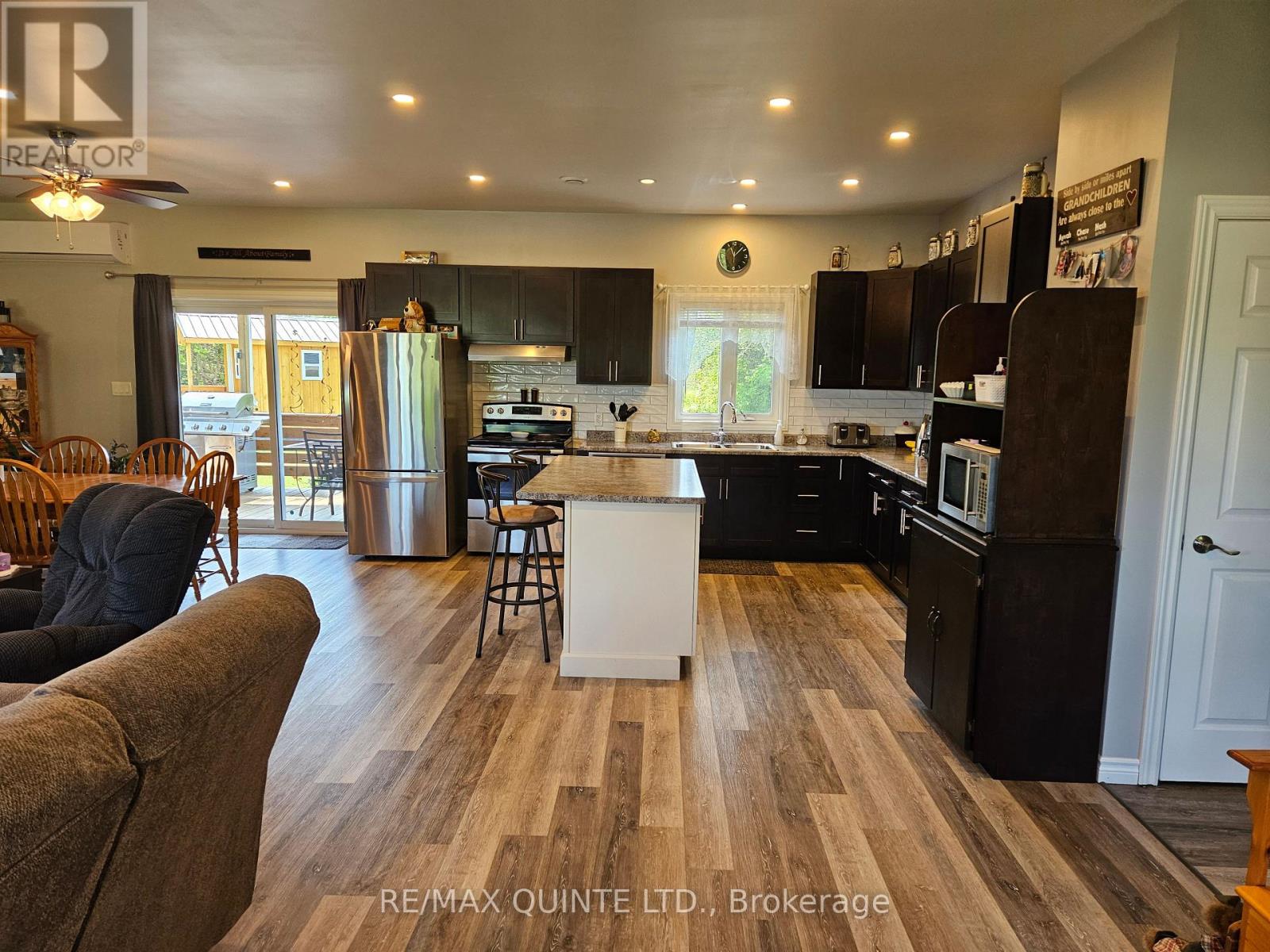 7 Clarke Road, Prince Edward County, Ontario  K0K 2T0 - Photo 6 - X12242131