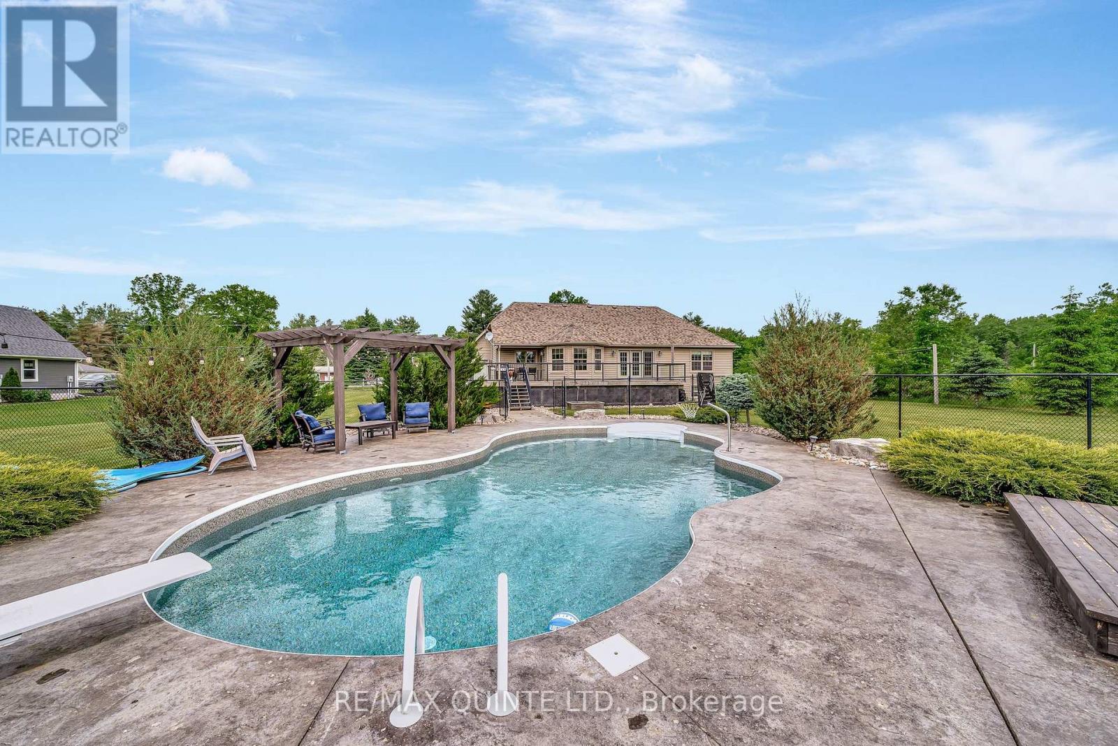 27 Charles Road, Tweed, Ontario  K0K 3J0 - Photo 36 - X12242483