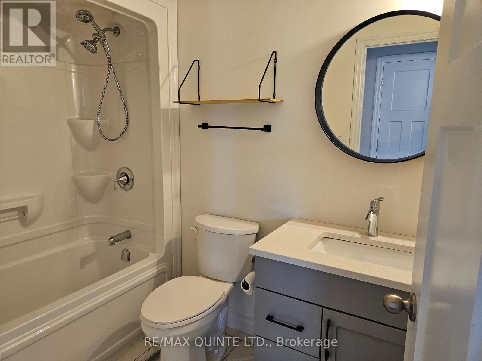 52 Mercedes Drive, Belleville, Ontario  K8N 0B7 - Photo 15 - X12242660