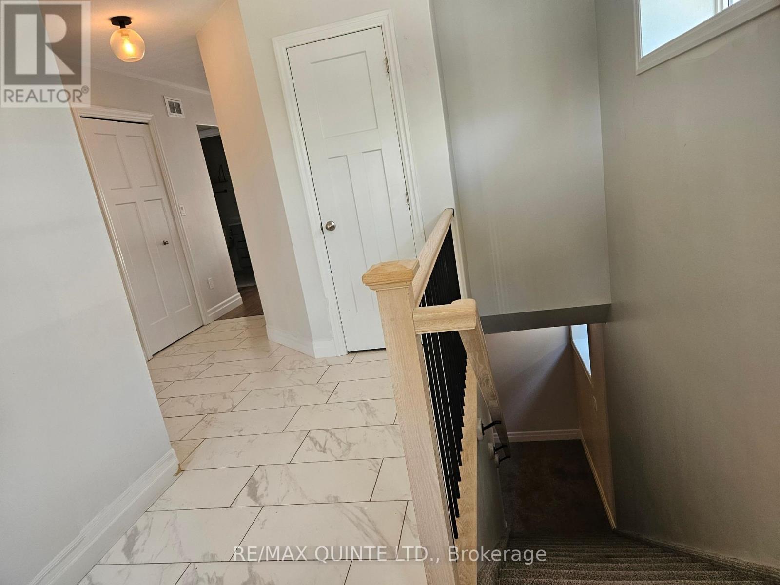52 Mercedes Drive, Belleville, Ontario  K8N 0B7 - Photo 4 - X12242660