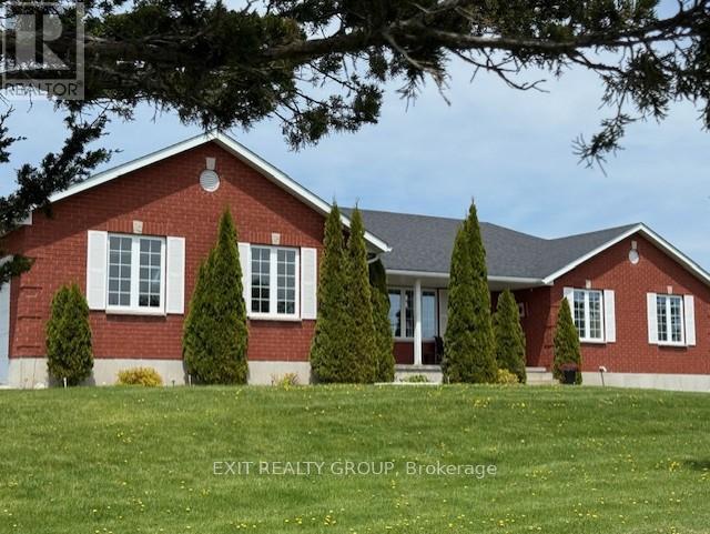 1047 LAZIER ROAD, Tyendinaga, Ontario
