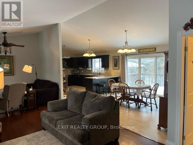1047 Lazier Road, Tyendinaga, Ontario  K0K 3A0 - Photo 9 - X12242800