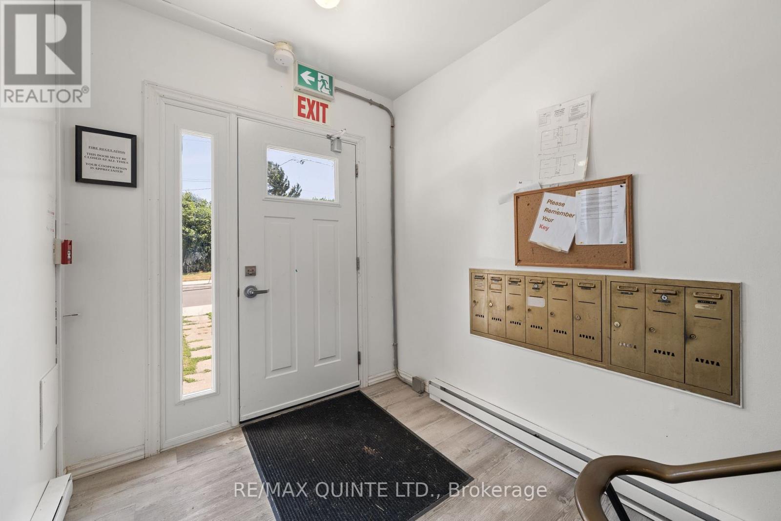30 Henry Street, Belleville, Ontario  K8N 1N2 - Photo 13 - X12245217