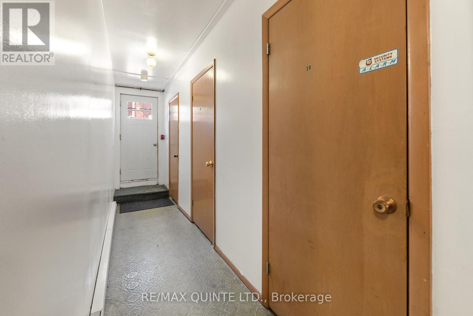 30 Henry Street, Belleville, Ontario  K8N 1N2 - Photo 14 - X12245217