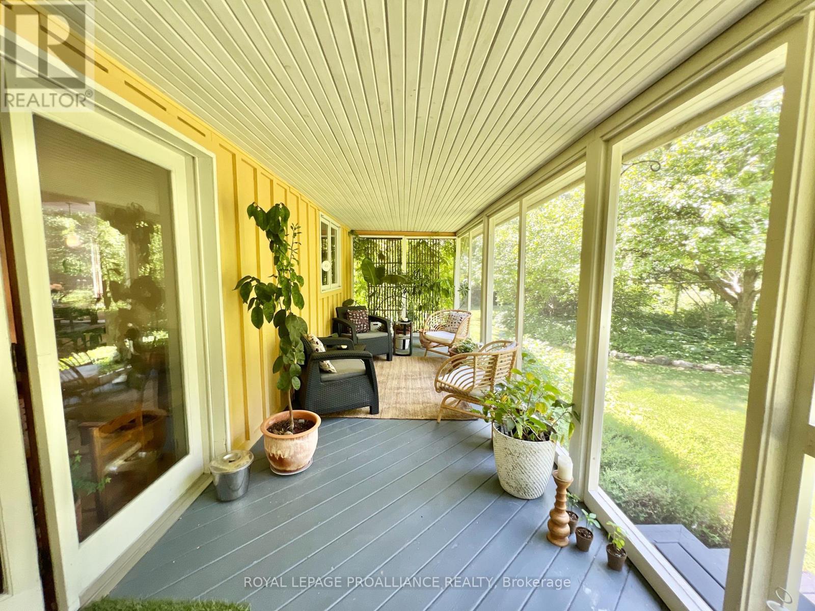 352 County Road 10, Prince Edward County, Ontario  K0K 2T0 - Photo 11 - X12245340