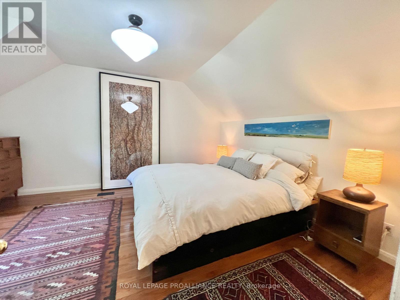 352 County Road 10, Prince Edward County, Ontario  K0K 2T0 - Photo 15 - X12245340