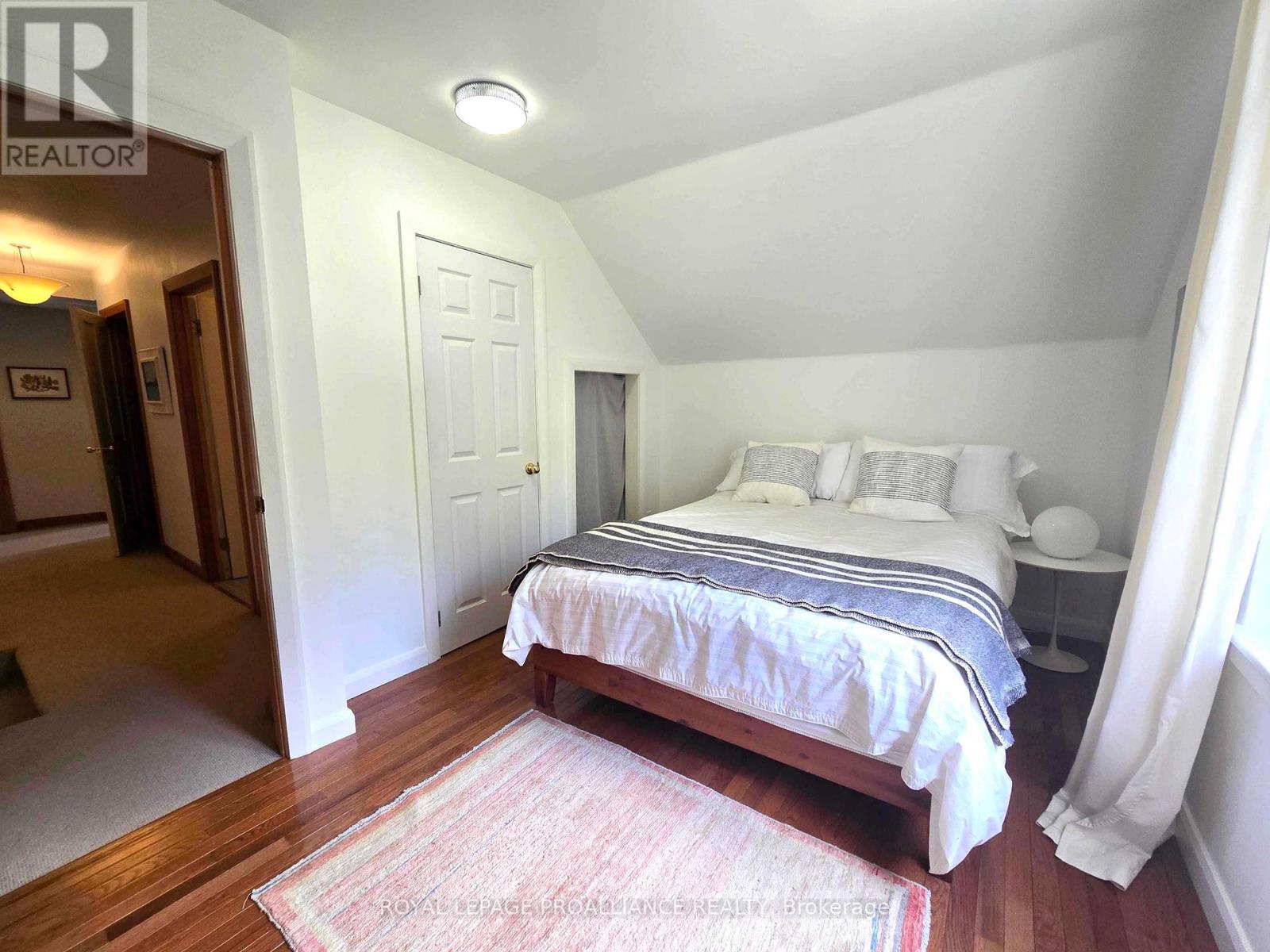 352 County Road 10, Prince Edward County, Ontario  K0K 2T0 - Photo 16 - X12245340
