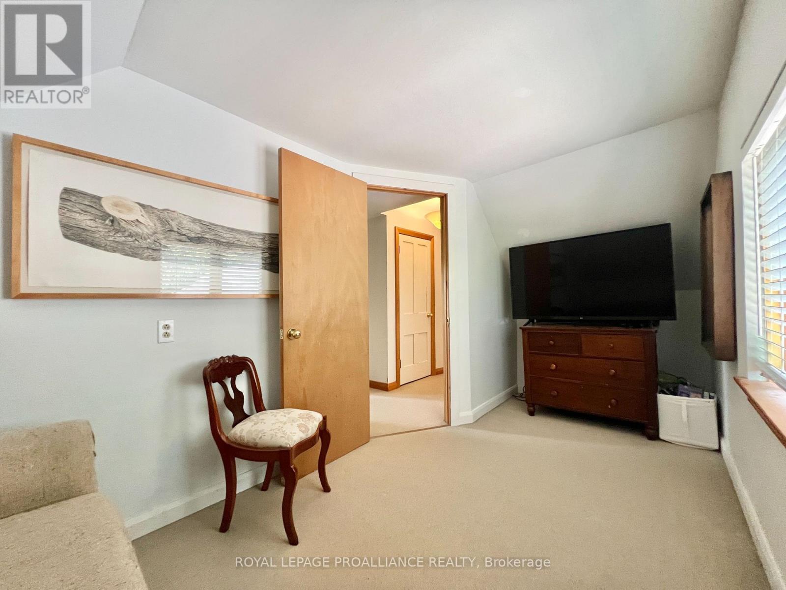 352 County Road 10, Prince Edward County, Ontario  K0K 2T0 - Photo 19 - X12245340