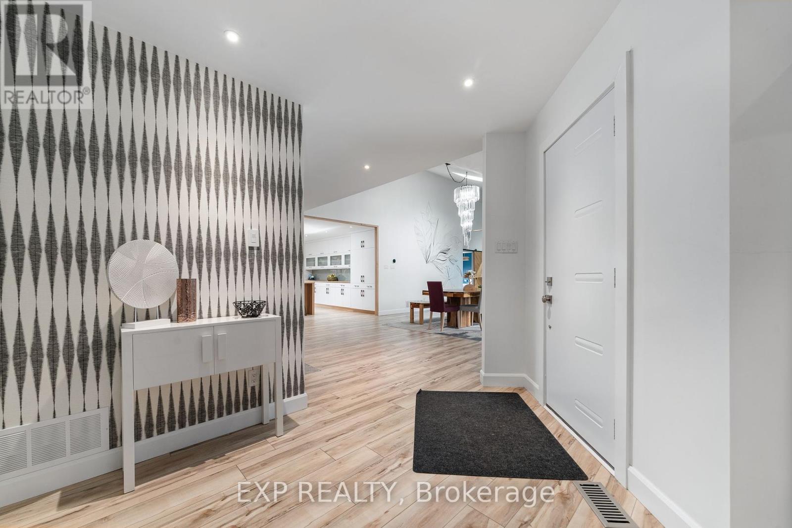 135 Hiscock Shores Road, Prince Edward County, Ontario  K0K 1L0 - Photo 6 - X12245802