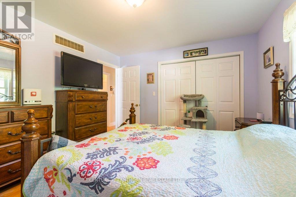 27 Bursthall Street, Marmora And Lake, Ontario  K0K 2M0 - Photo 14 - X12246484