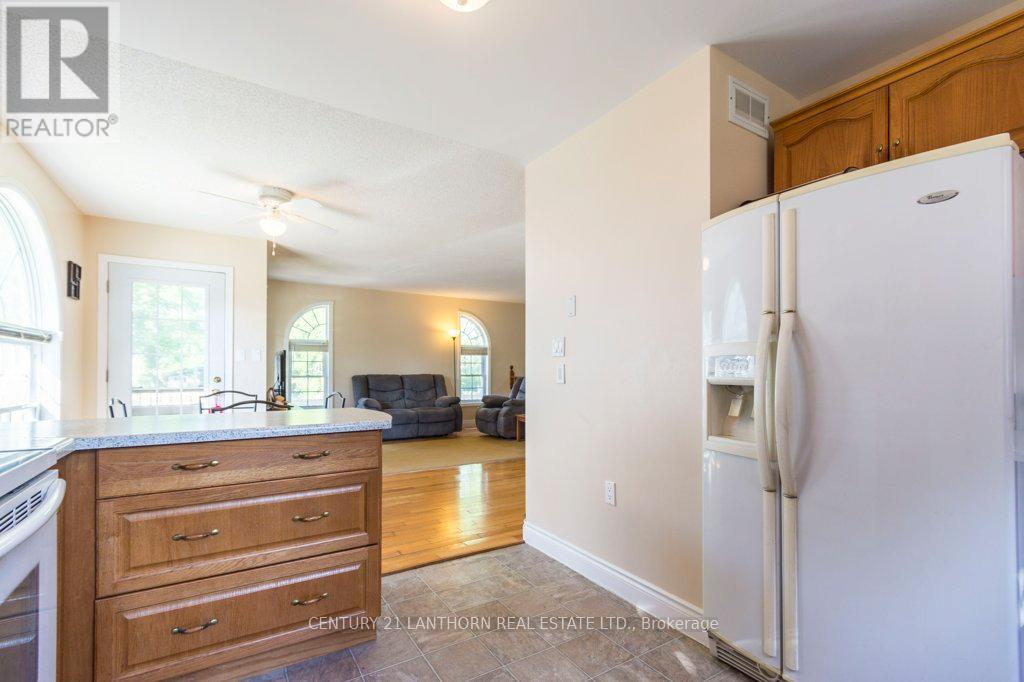 27 Bursthall Street, Marmora And Lake, Ontario  K0K 2M0 - Photo 7 - X12246484
