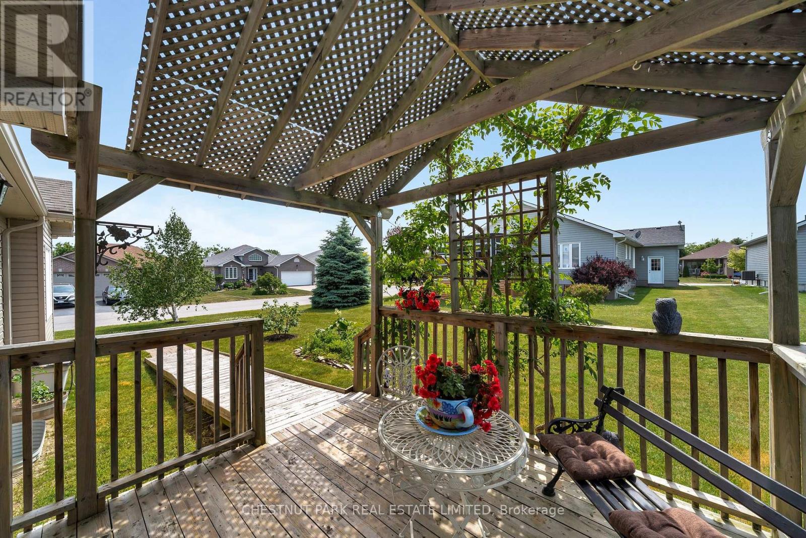 68 Maplehurst Crescent, Prince Edward County, Ontario  K0K 3L0 - Photo 13 - X12246626