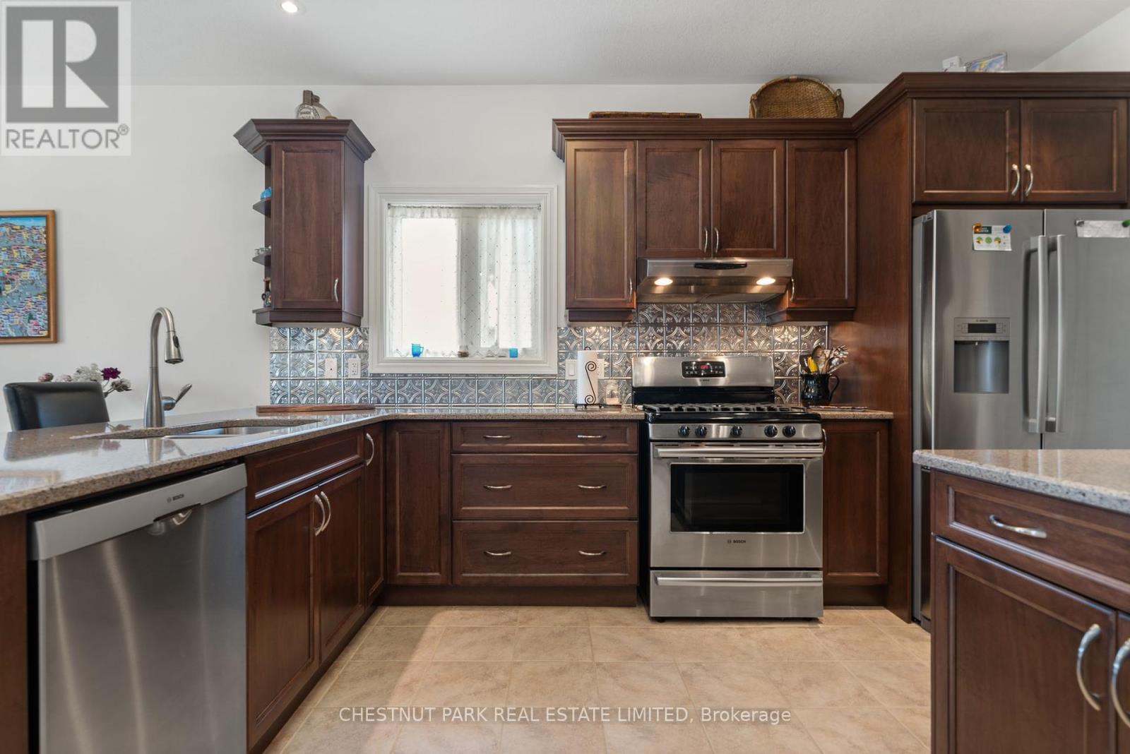 68 Maplehurst Crescent, Prince Edward County, Ontario  K0K 3L0 - Photo 9 - X12246626