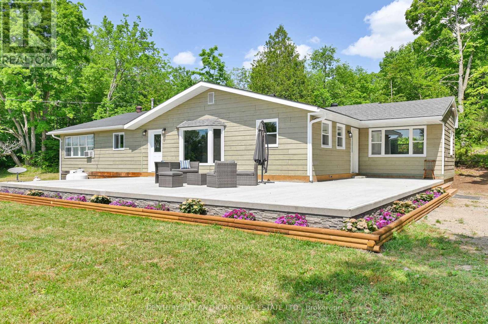 932 HUNT CLUB ROAD, Madoc, Ontario