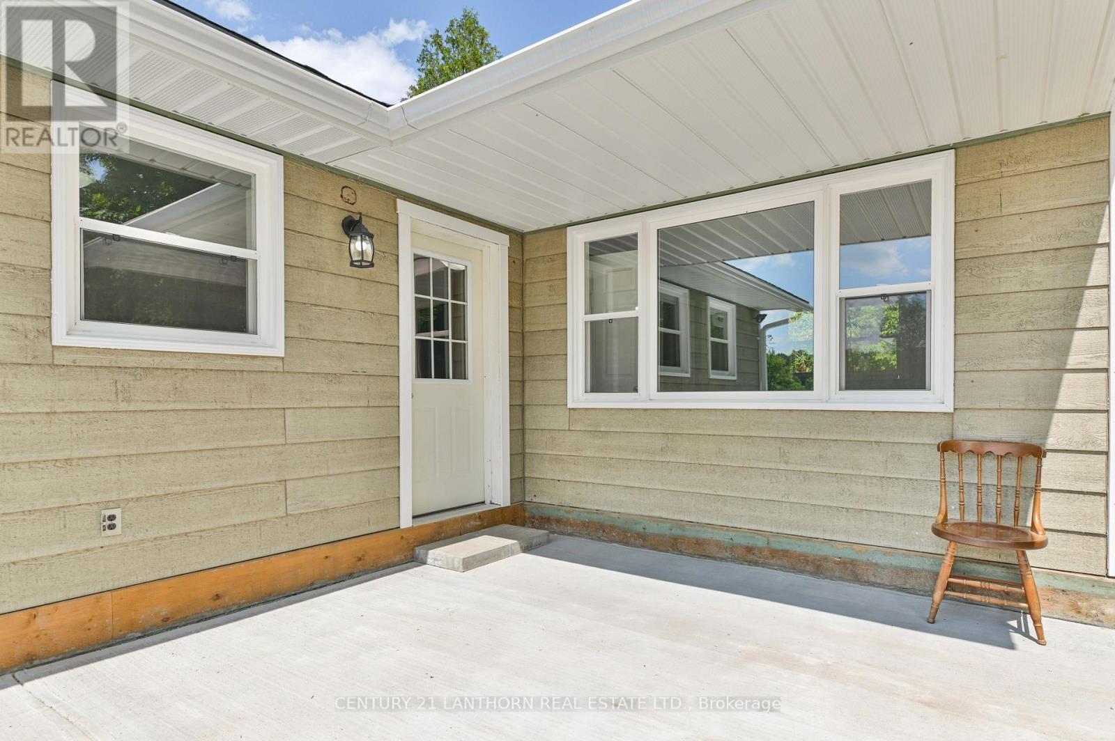 932 Hunt Club Road, Madoc, Ontario  K0K 2K0 - Photo 11 - X12247380