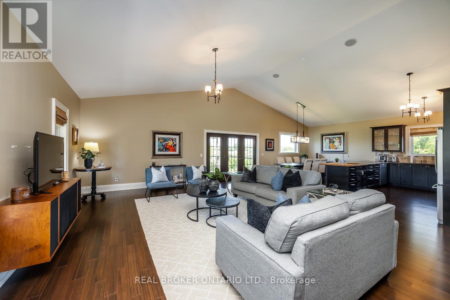 13762 Loyalist Parkway, Prince Edward County, Ontario  K0K 2T0 - Photo 11 - X12247476