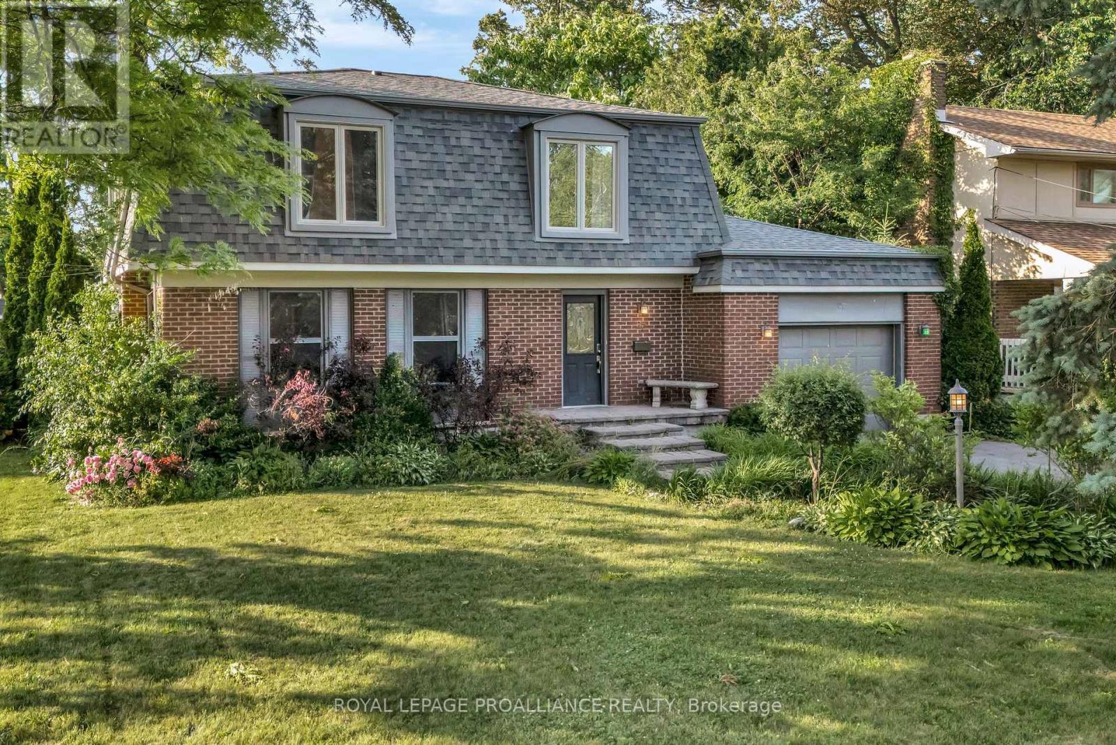 27 Forest Hill Crescent, Belleville, Ontario  K8N 4M4 - Photo 7 - X12247533