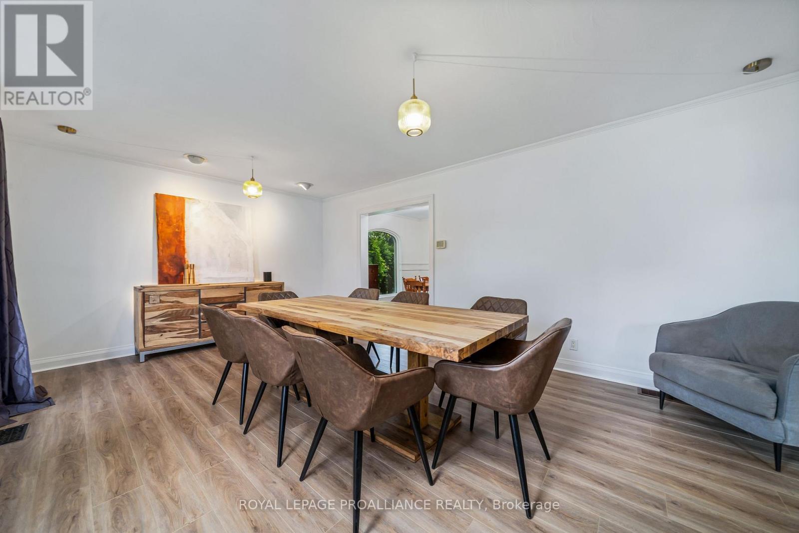 27 Forest Hill Crescent, Belleville, Ontario  K8N 4M4 - Photo 9 - X12247533