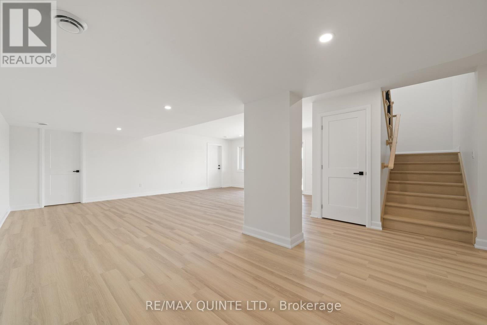 171 Pine Hill Crescent, Belleville, Ontario  K0K 3E0 - Photo 24 - X12247851
