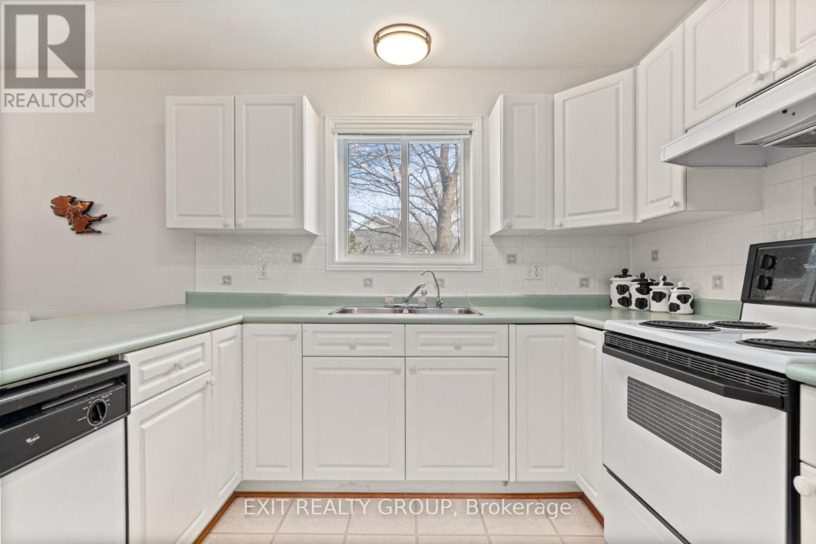 7 Cretney Drive, Prince Edward County, Ontario  K0K 3L0 - Photo 21 - X12248208