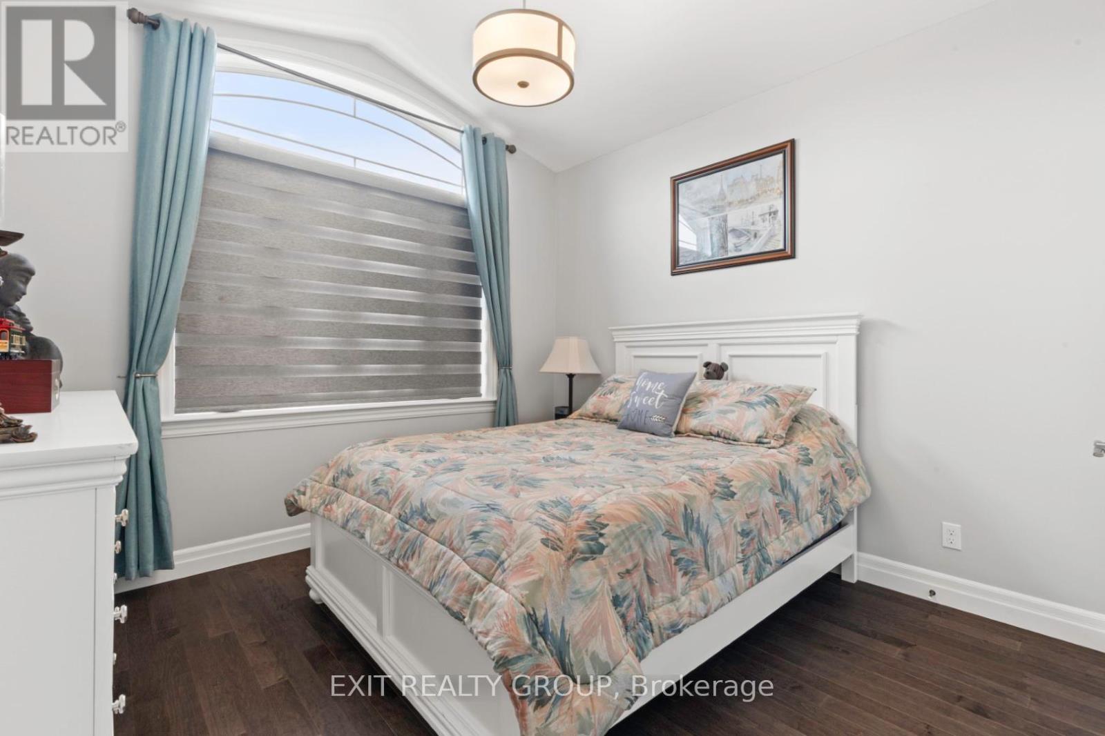 86 Essex Drive, Belleville, Ontario  K8N 0J1 - Photo 18 - X12249814
