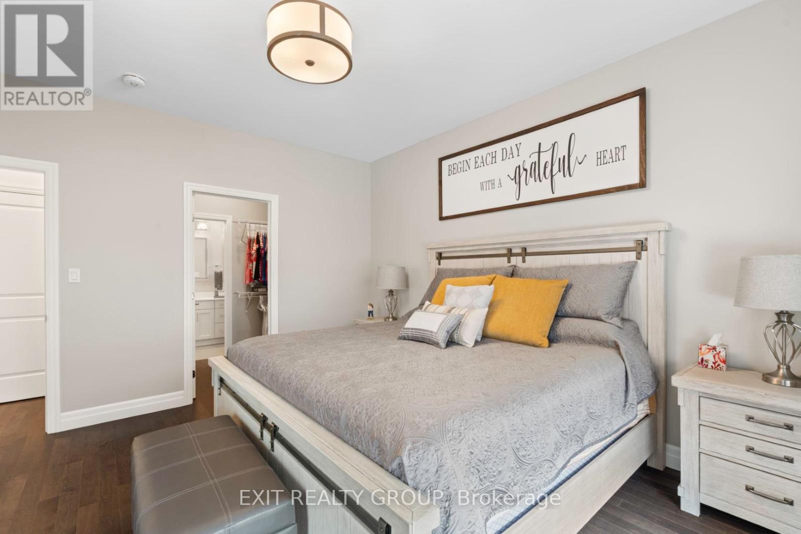 86 Essex Drive, Belleville, Ontario  K8N 0J1 - Photo 21 - X12249814