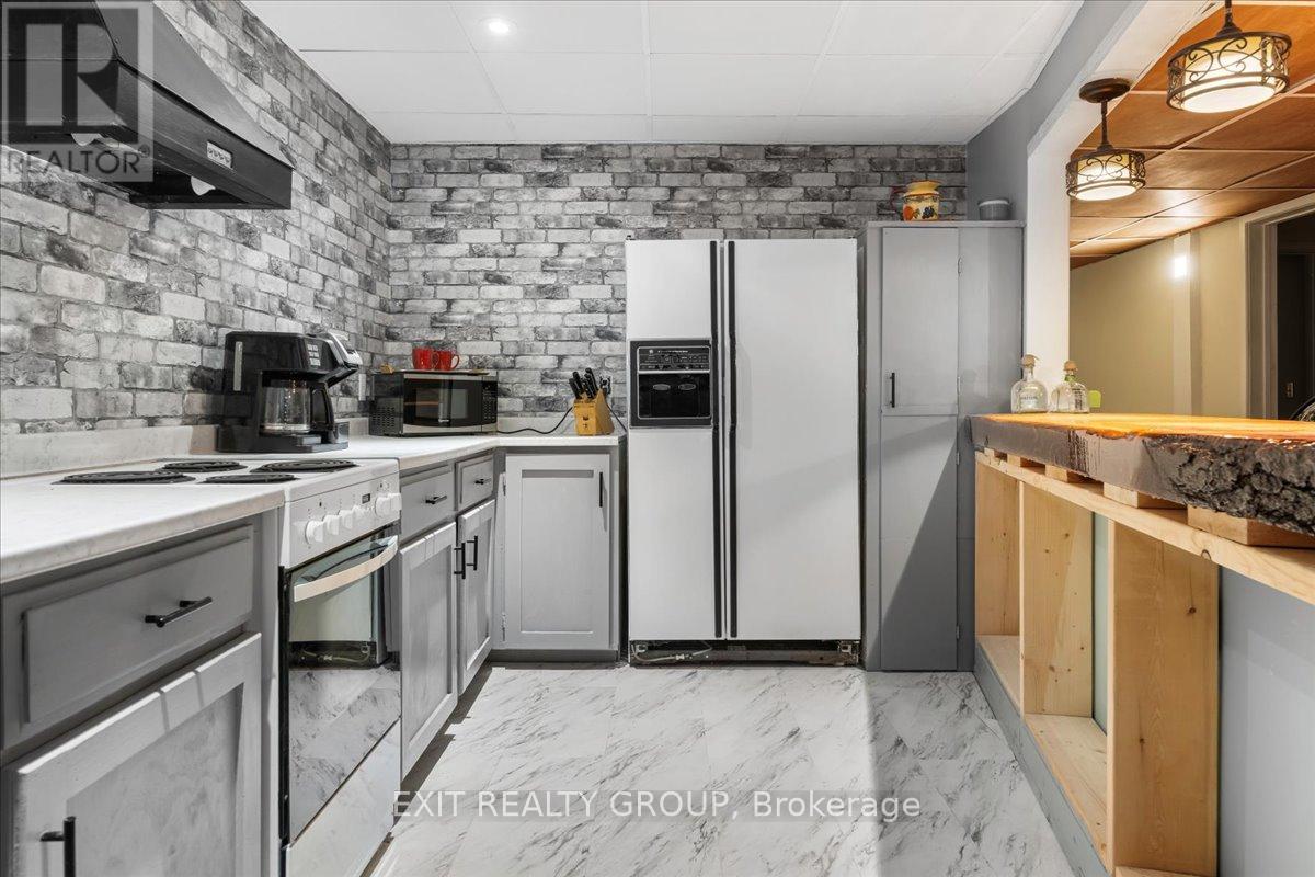 23 Palmer Road, Tweed, Ontario  K0K 3J0 - Photo 28 - X12250922