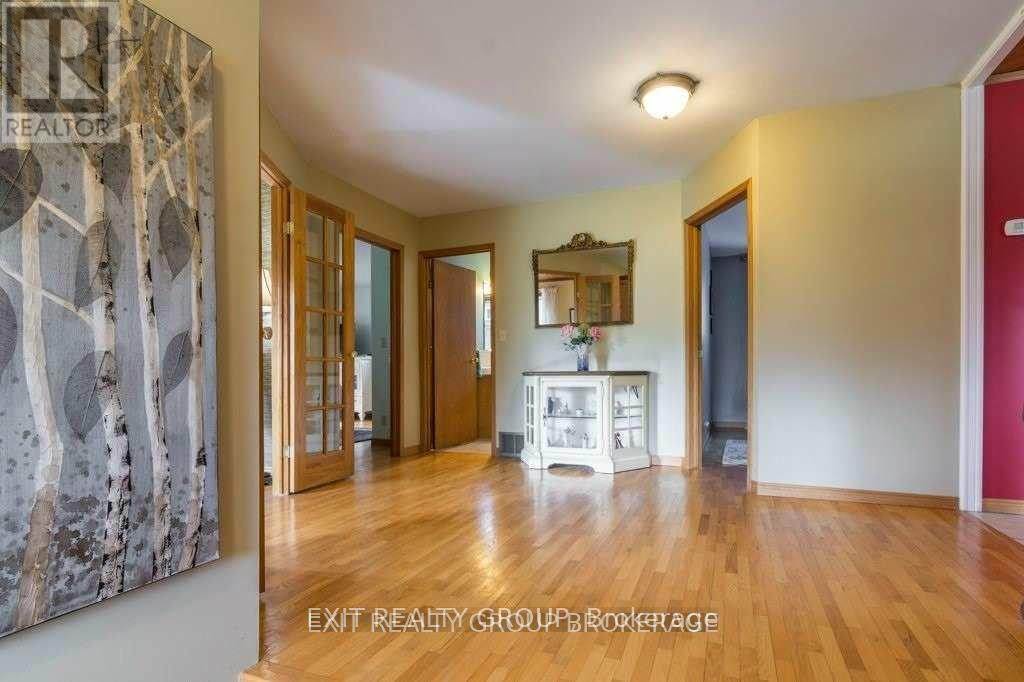 23 Palmer Road, Tweed, Ontario  K0K 3J0 - Photo 5 - X12250922