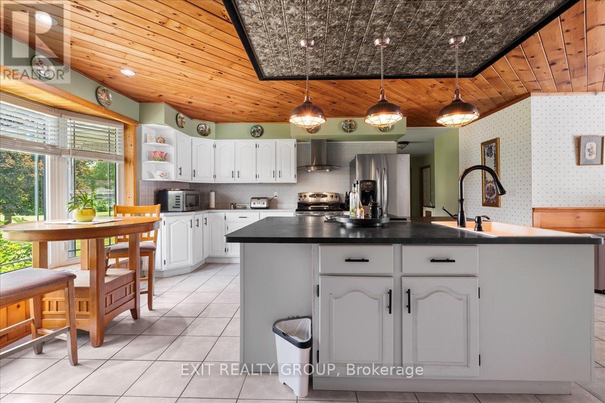 23 Palmer Road, Tweed, Ontario  K0K 3J0 - Photo 7 - X12250922