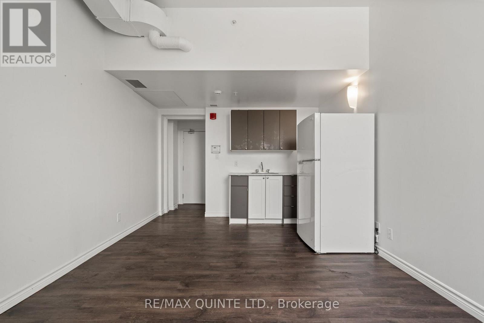 228 Dundas Street E, Belleville, Ontario  K8N 1E4 - Photo 18 - X12252701