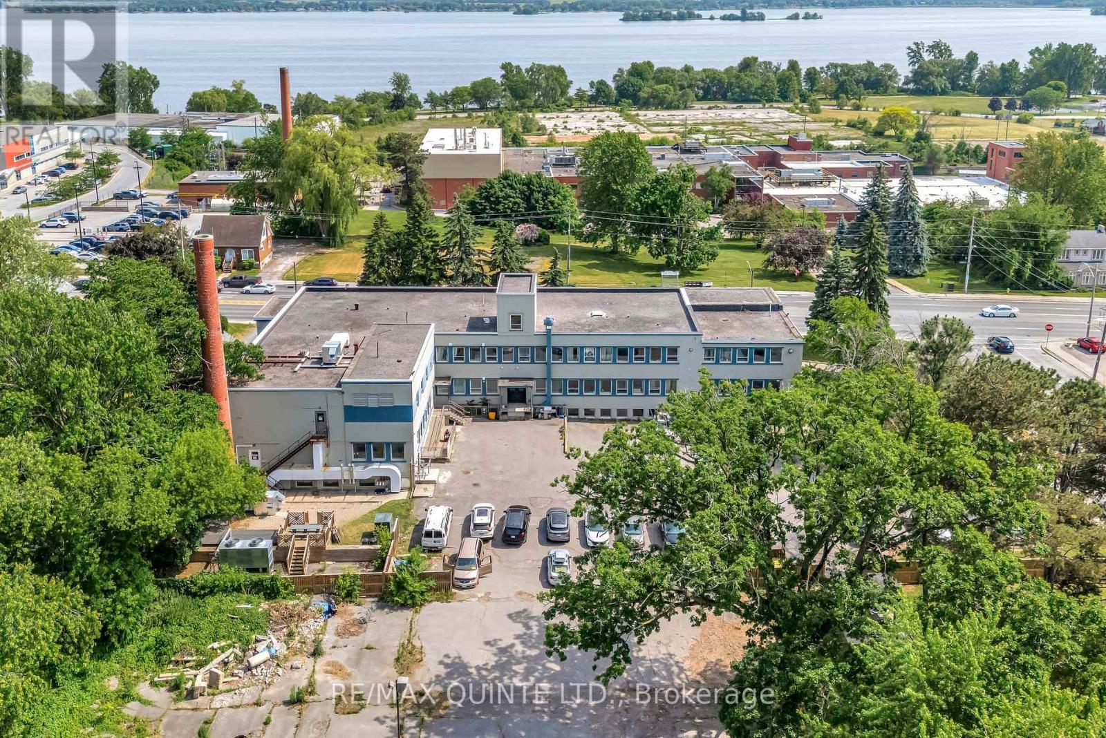 228 Dundas Street E, Belleville, Ontario  K8N 1E4 - Photo 2 - X12252701