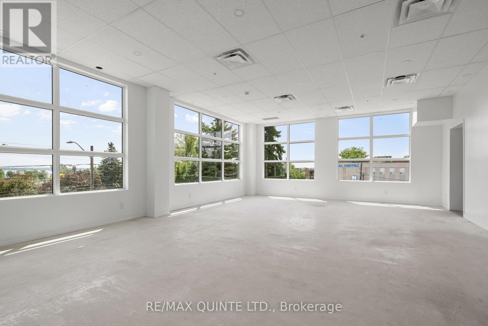 228 Dundas Street E, Belleville, Ontario  K8N 1E4 - Photo 30 - X12252701
