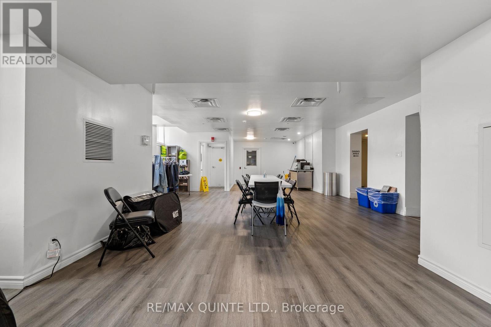 228 Dundas Street E, Belleville, Ontario  K8N 1E4 - Photo 37 - X12252701