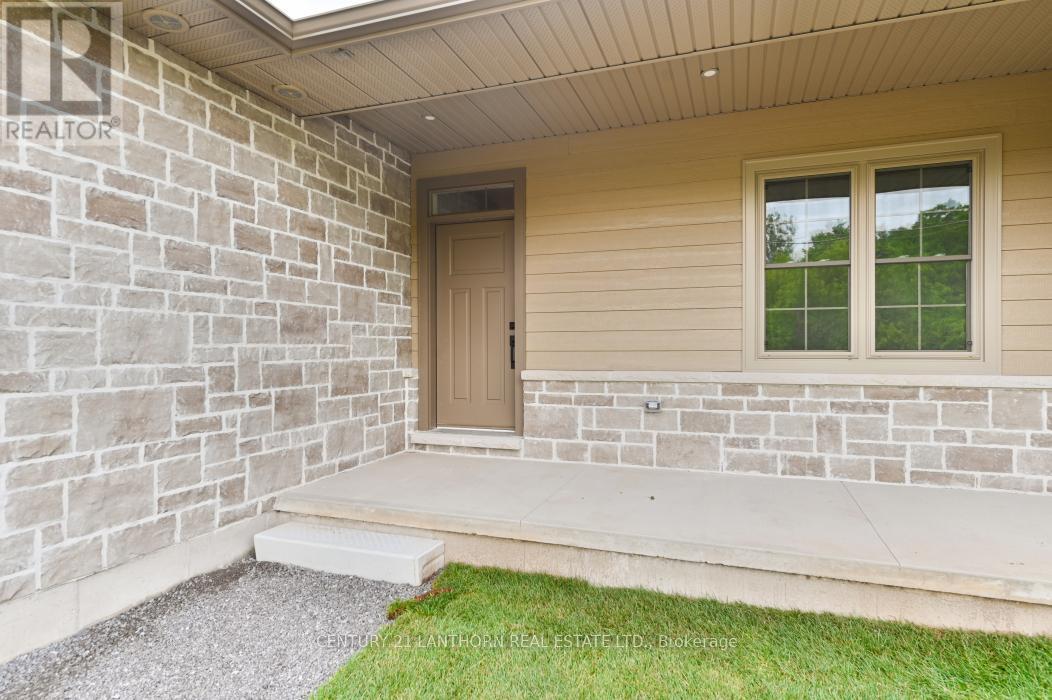 71 Seymour Street W, Centre Hastings, Ontario  K0K 2K0 - Photo 7 - X12255590
