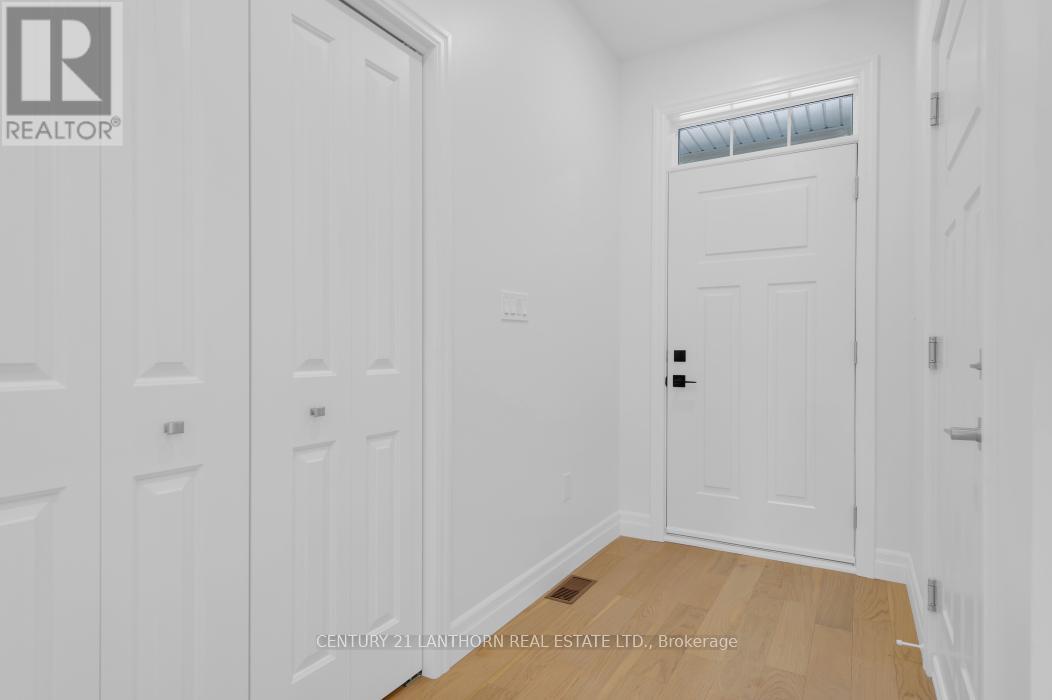71 Seymour Street W, Centre Hastings, Ontario  K0K 2K0 - Photo 8 - X12255590