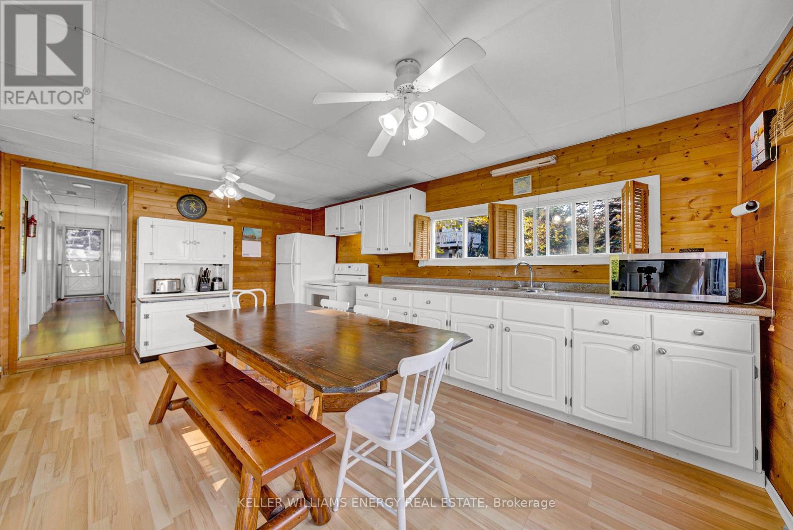 96 Bishop Lane, Prince Edward County, Ontario  K0K 1A0 - Photo 10 - X12257556