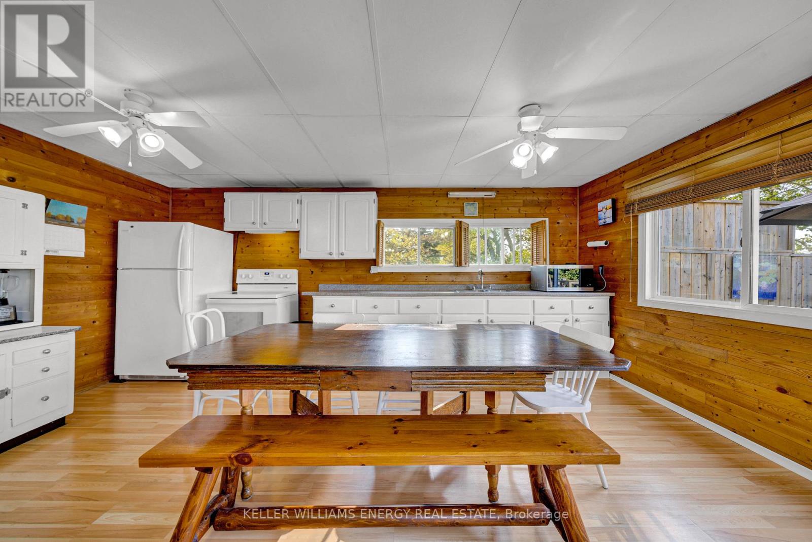 96 Bishop Lane, Prince Edward County, Ontario  K0K 1A0 - Photo 12 - X12257556