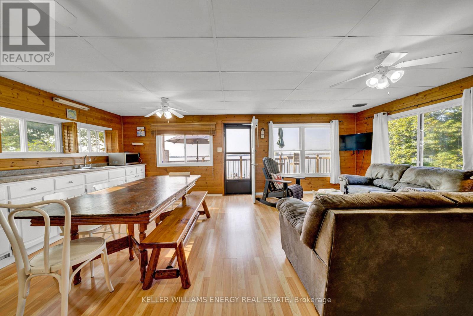 96 Bishop Lane, Prince Edward County, Ontario  K0K 1A0 - Photo 16 - X12257556
