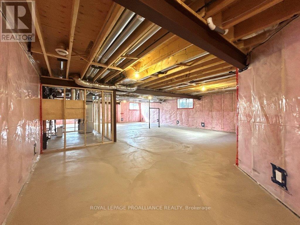 77 Athabaska Drive, Belleville, Ontario  K8N 0T1 - Photo 16 - X12260668