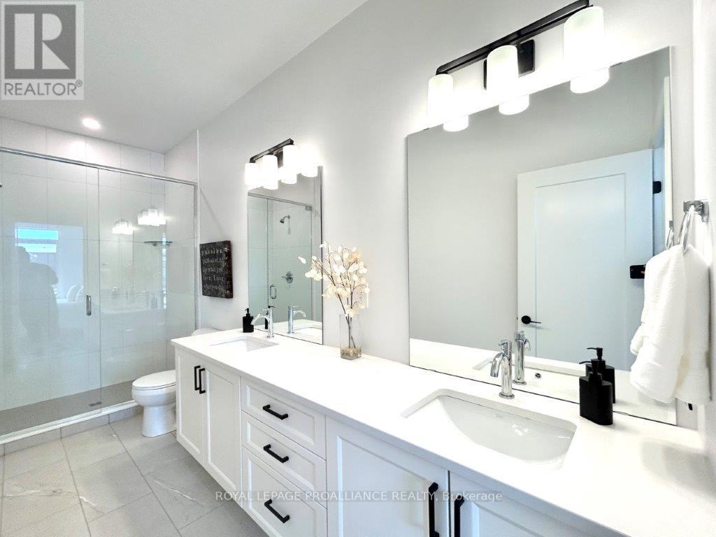 77 Athabaska Drive, Belleville, Ontario  K8N 0T1 - Photo 4 - X12260668