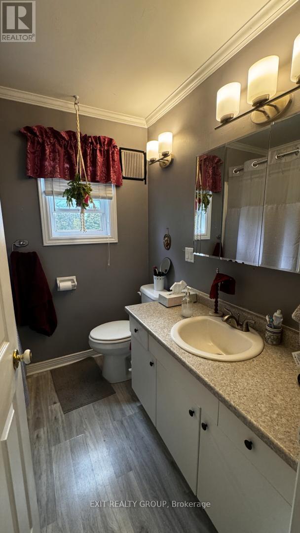 105 County Road 12, Greater Napanee, Ontario  K0K 2W0 - Photo 19 - X12260764
